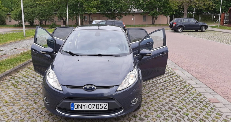 Ford Fiesta cena 19950 przebieg: 135000, rok produkcji 2011 z Nysa małe 154